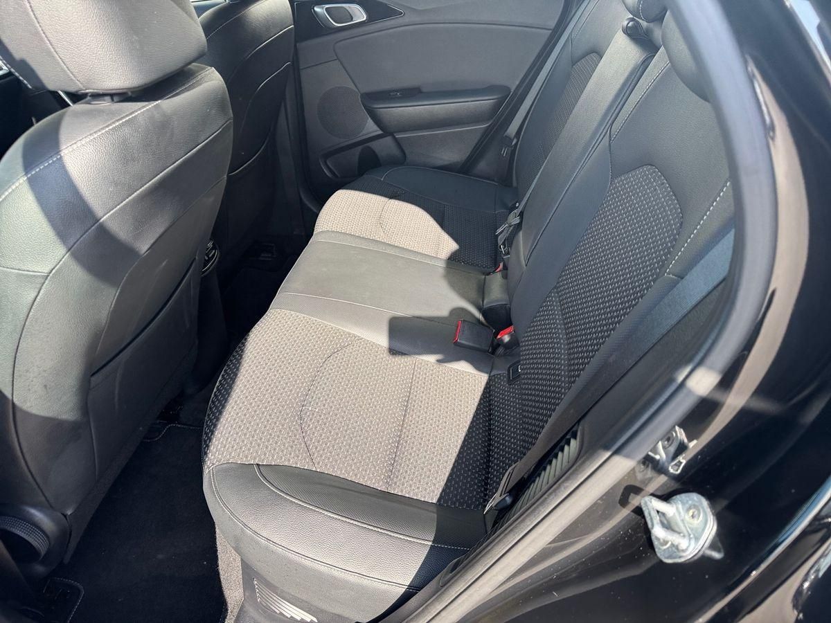 Kia XCEED 1.6 PHEV DCT6 - Samsaru's Car Outlet