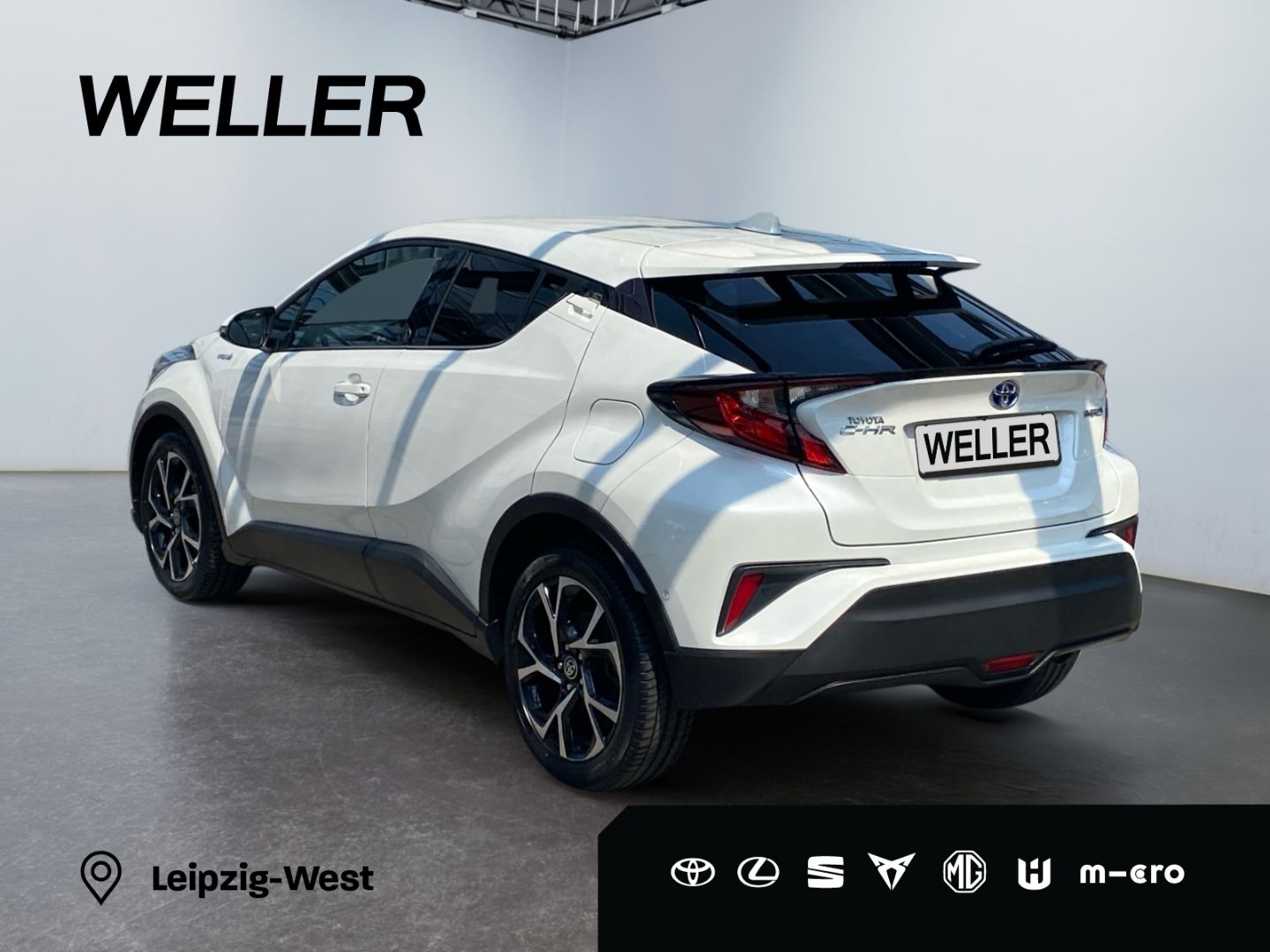 Toyota C-HR 1.8 Hybrid Team - Samsaru's Car Outlet