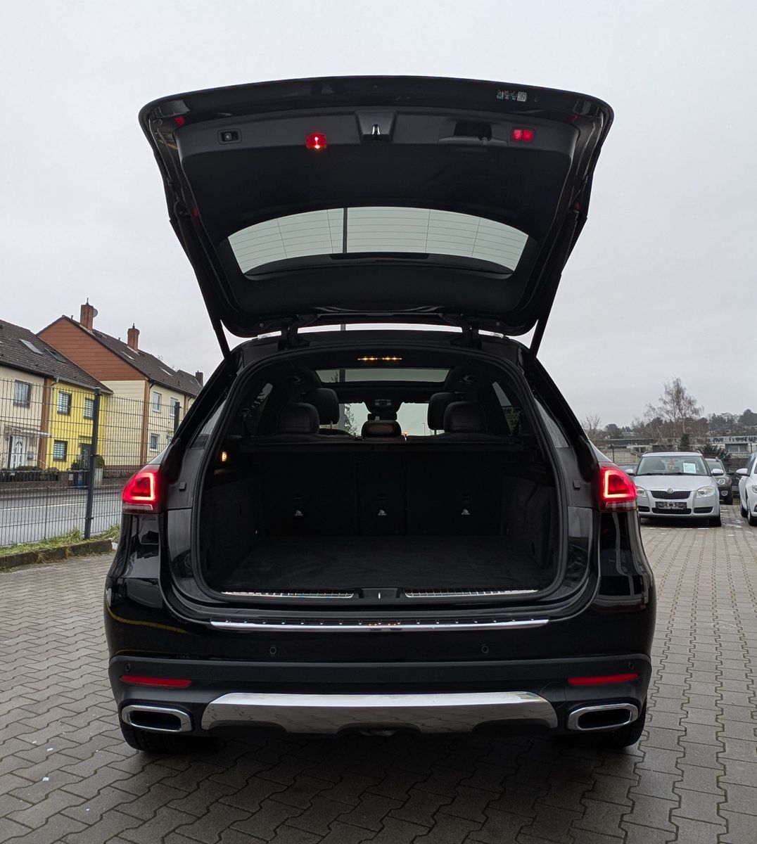 Mercedes-Benz GLE 350e4Matic*1Hd*Dis+*AHK*360°PANO*JungeSterne