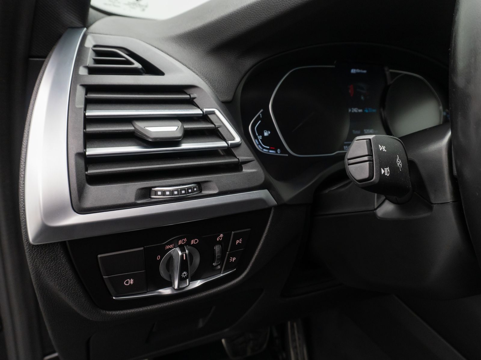 BMW X3 xD30e M Sport - Samsaru's Car Outlet