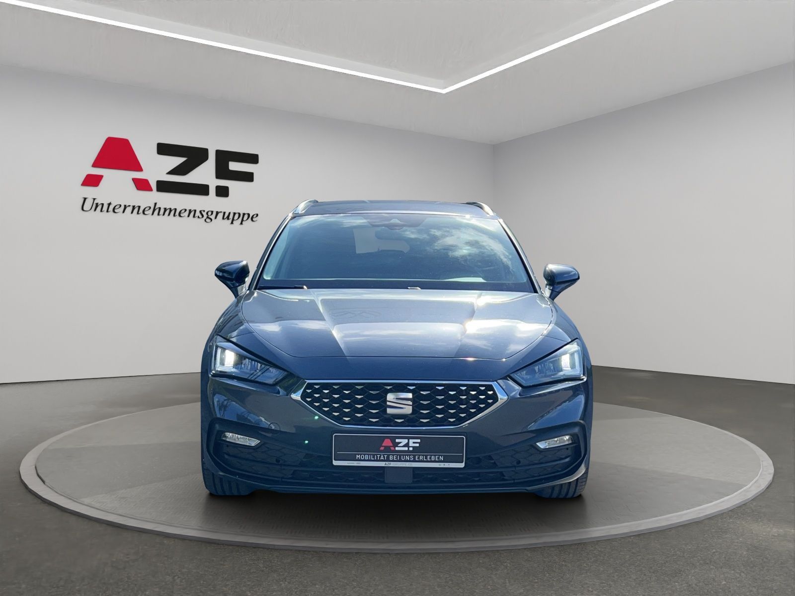 Seat Leon Sportstourer 2.0 TDI DSG Xcellence - Samsaru's Car Outlet