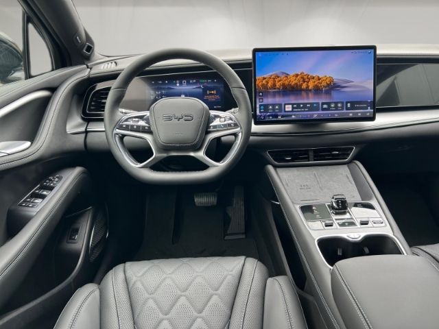 BYD Sealion 7