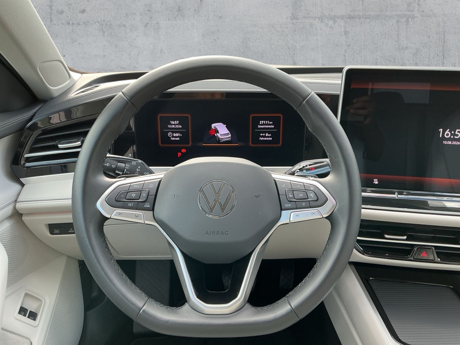 Volkswagen Passat Variant 1.5 eHYBRID ELEGANCE 5JG+NAVI+AHK