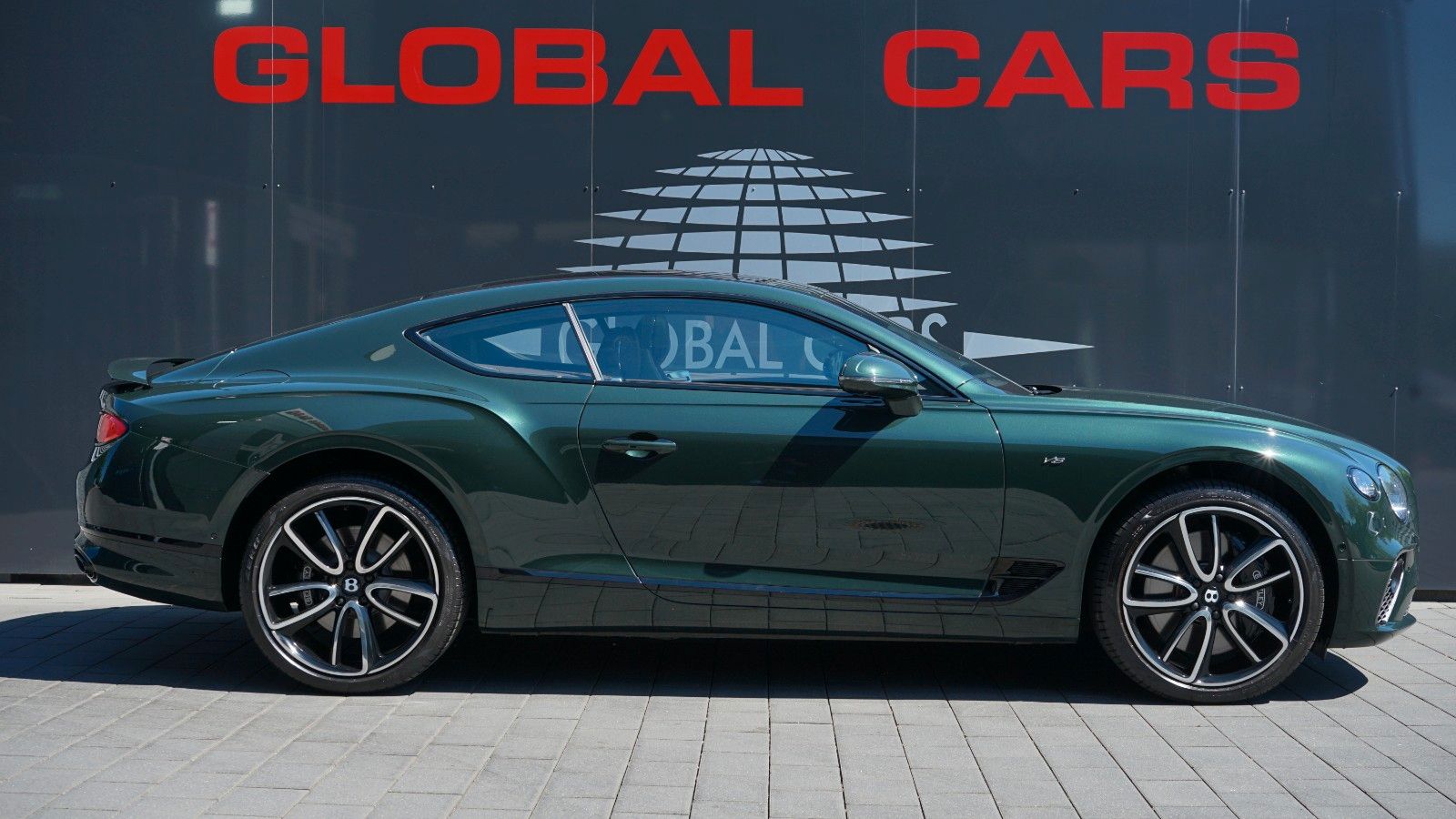 Bentley CONTINENTAL GT V8*PANO*STITCHING*MATRIX*