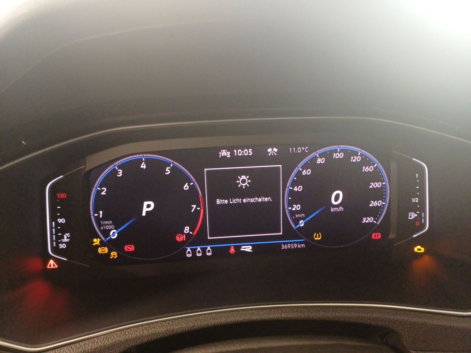 Volkswagen T-Roc R 4Motion - Samsaru's Car Outlet