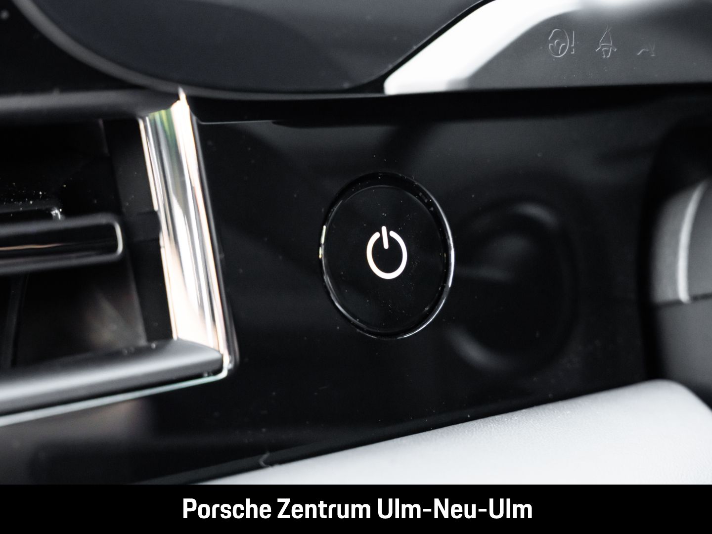Porsche Taycan 4 Cross Turismo HD-Matrix ACC BOSE 20-Zol
