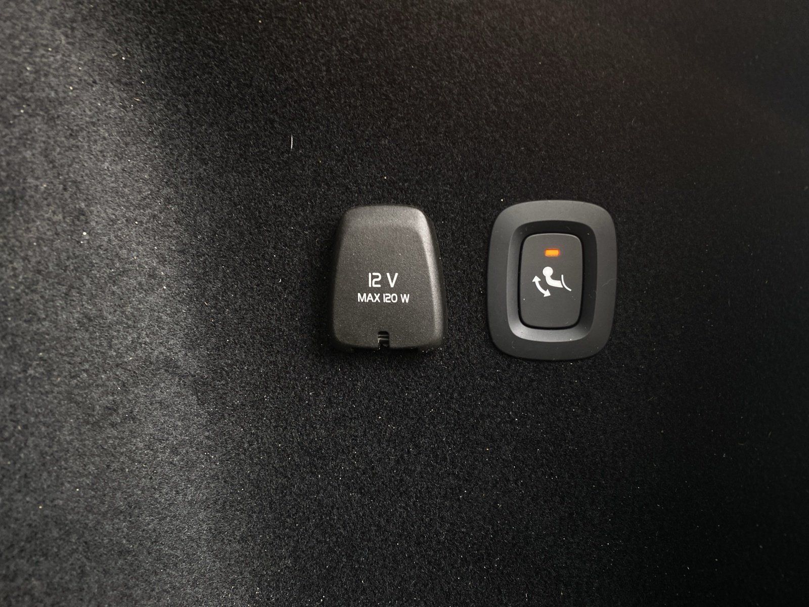 Volvo V60 T8 Plus Dark AHK*StHzg*SHZ*MMY*