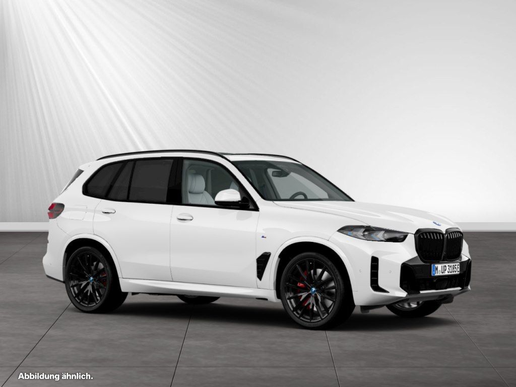 BMW X5 xDrive50e M Sport Pro|AHK|Pano|22"LM