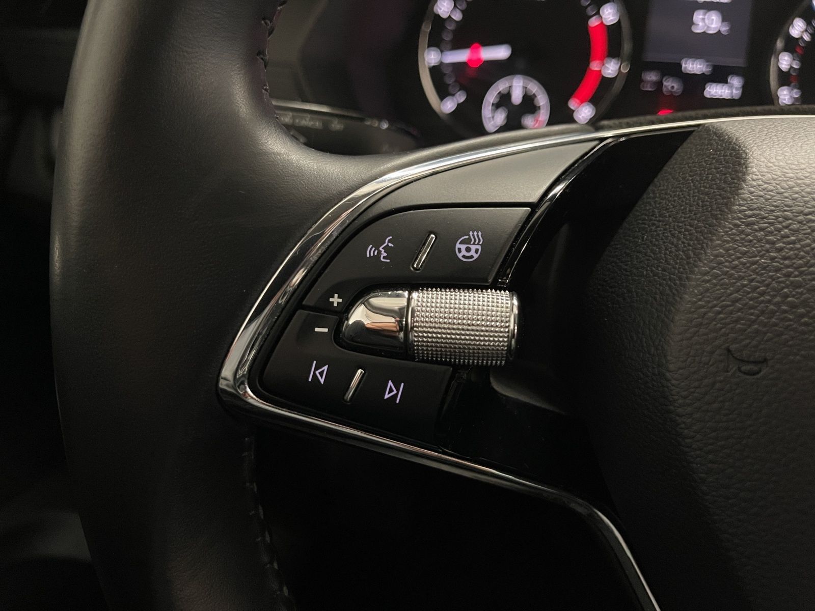 Skoda Octavia Combi 1.0 TSI Clever - Samsaru's Car Outlet