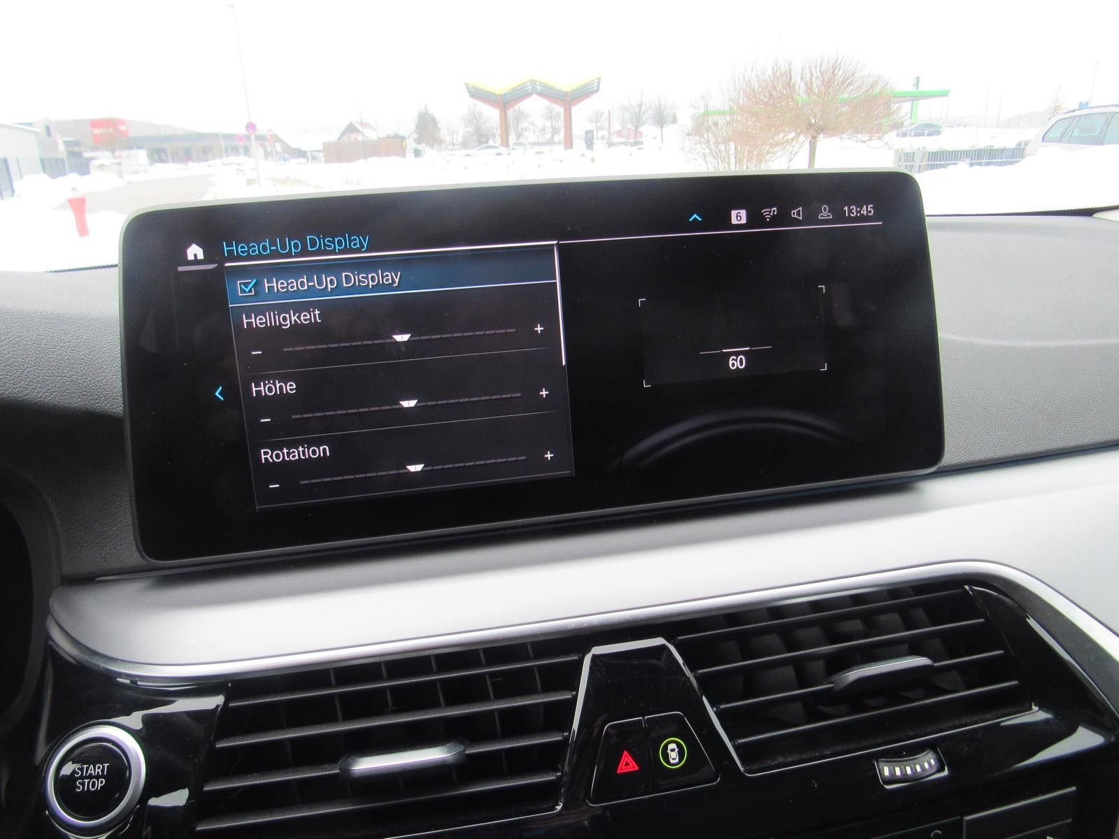 BMW 530e xDrive Limousine Laser, HUD, ACC, DAB, Hifi