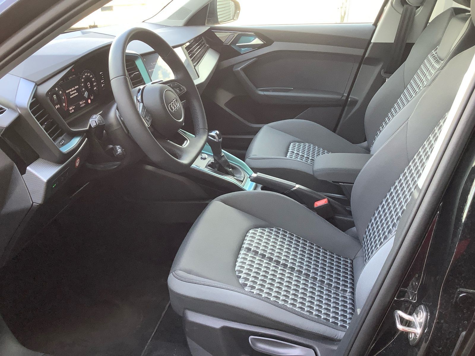 Audi A1 allstreet 30 TFSI S-Tronic - Samsaru's Car Outlet
