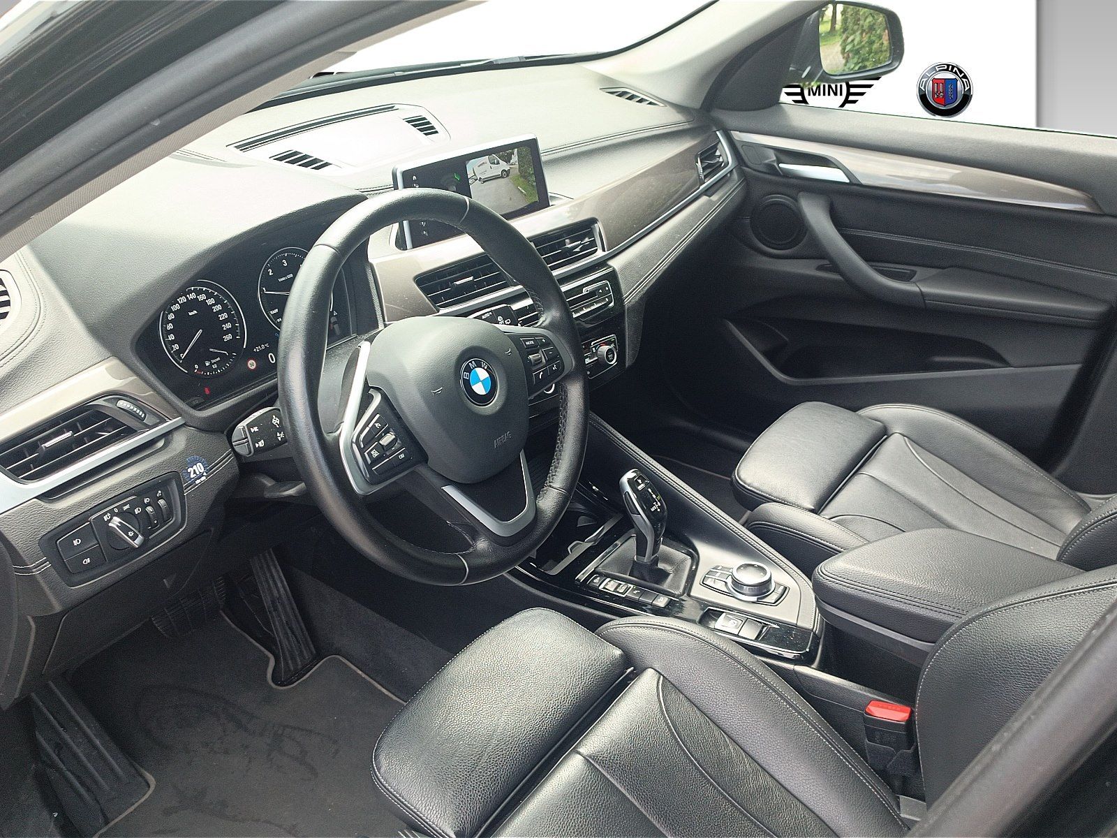 BMW X1 xDrive20d xLine - Samsaru's Car Outlet