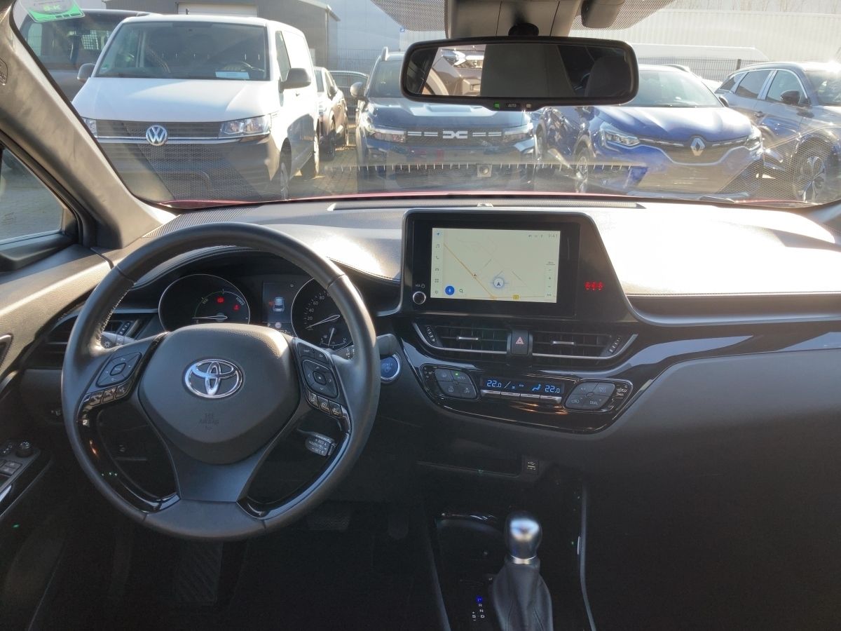 Toyota C-HR 2.0 Hybrid - Samsaru's Car Outlet