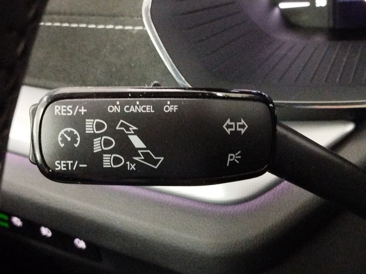 Skoda Octavia Combi 1.5 TSI Style - Samsaru's Car Outlet