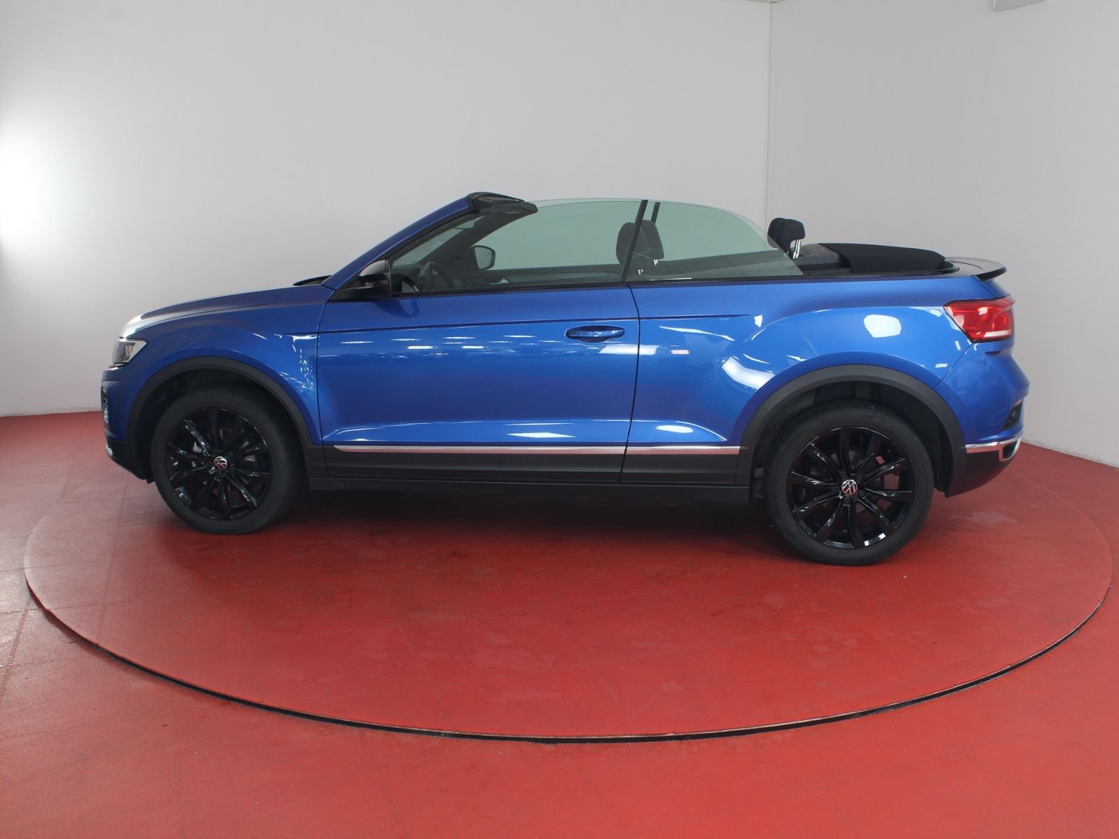 Volkswagen T-Roc Style 1.0TSI - Samsaru's Car Outlet