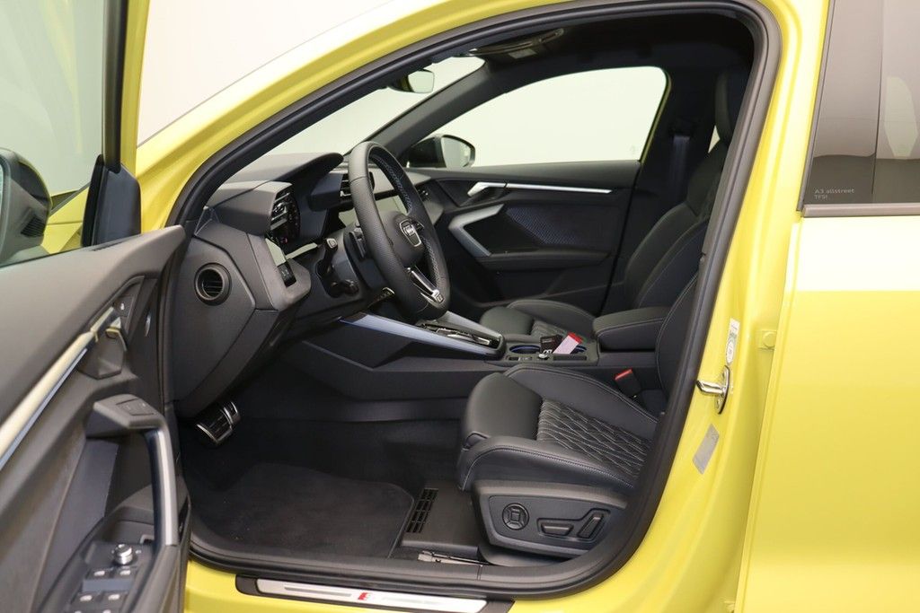 Audi A3 allstreet 35 TFSI S line Matrix Navi HuD