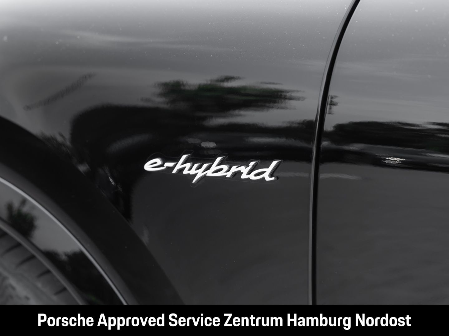 Porsche Cayenne E-Hybrid Coupe Sportabgas Sport Chrono