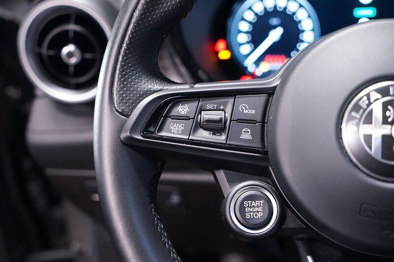 Alfa Romeo Tonale 1.5 VGT Hybrid Ti Aut.*Matrix*Kamera*Keyl