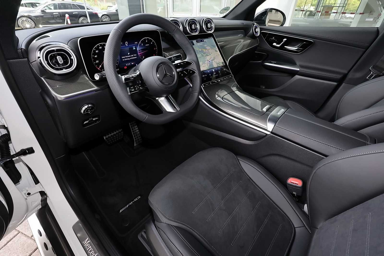 Mercedes-Benz GLC 220 d 4M AMG 360°+DIG-LED+Pano+AHK+Distronic