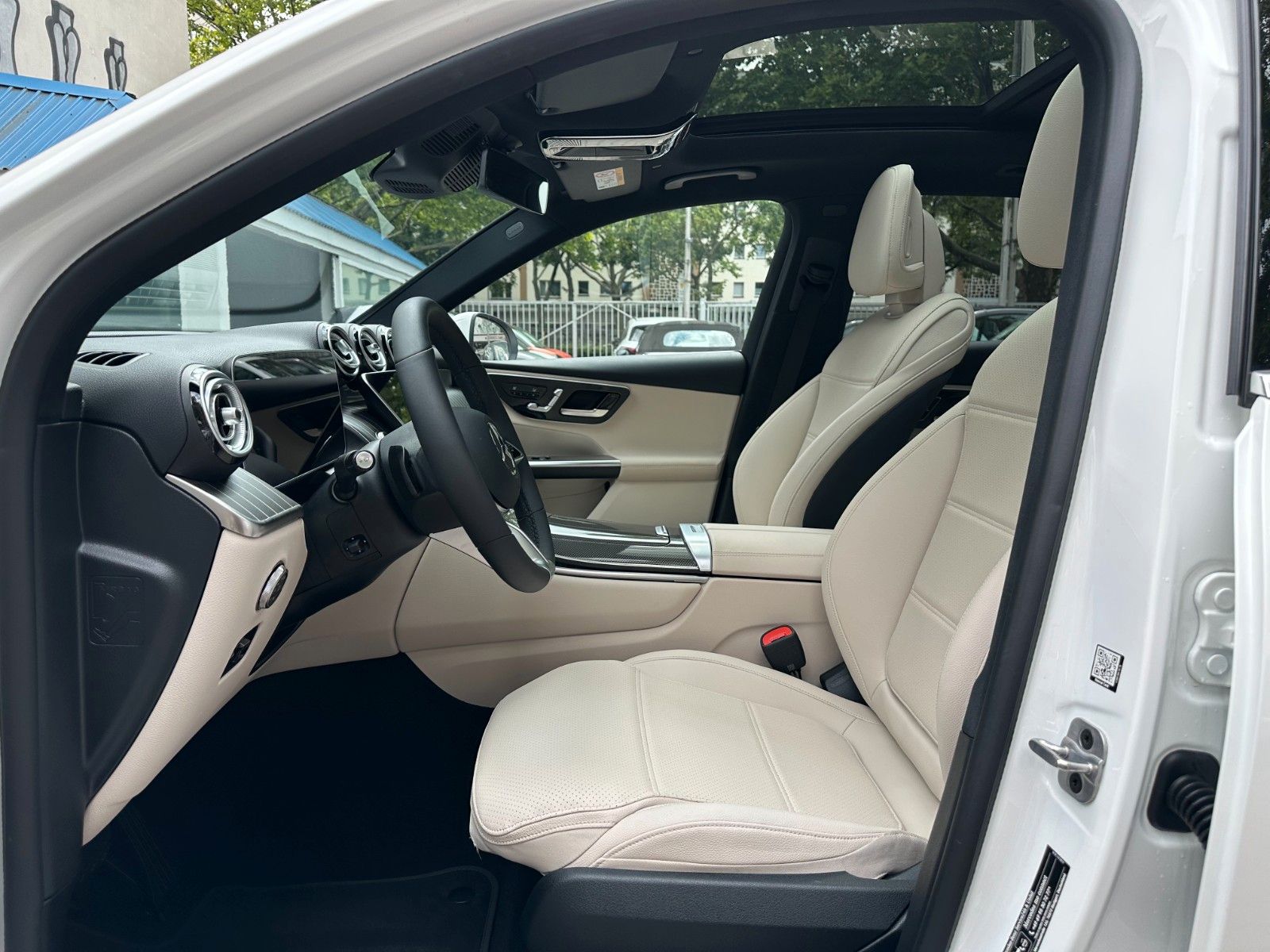 Mercedes-Benz GLC 400e 4M - Samsaru's Car Outlet