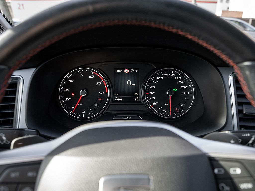 Seat Ateca 2.0 TSI FR 4Drive DSG AHK Kam Beats Navi
