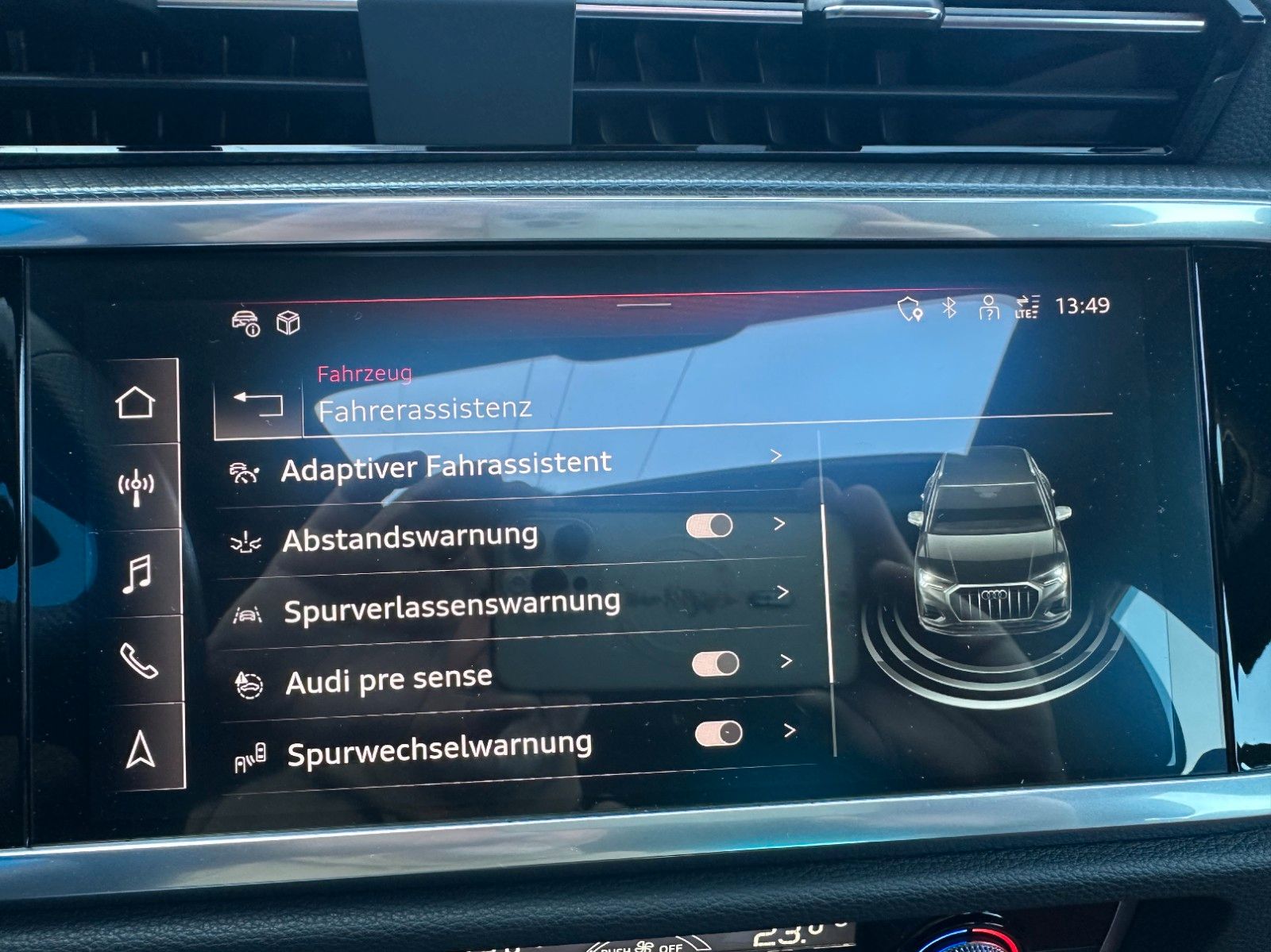 Audi Q3 45 TFSI QUATT S-LINE - Samsaru's Car Outlet