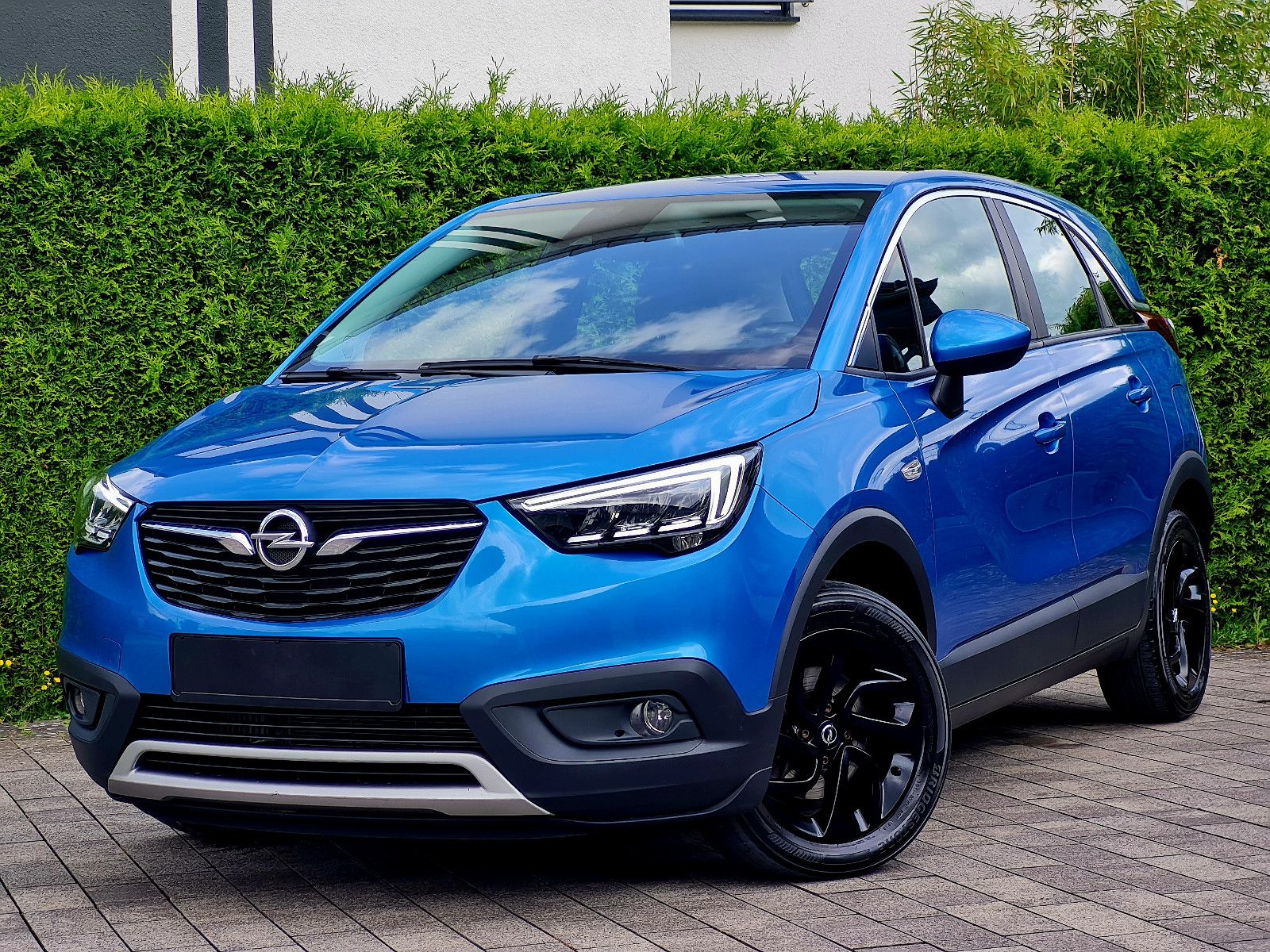 Opel Crossland Innovation - Samsaru's Car Outlet