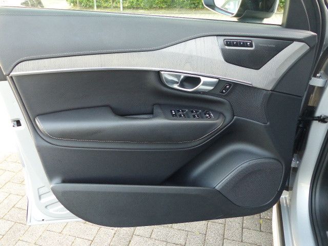 Volvo XC90 Ultimate Dark T8 Recharge Hybrid AWD*PANO*