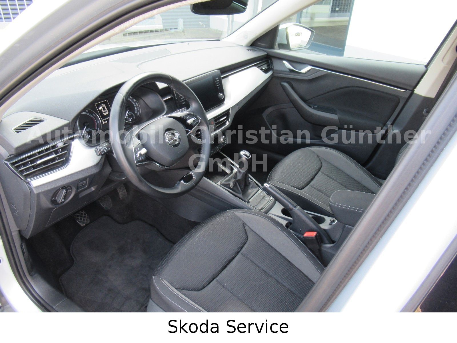 Skoda Kamiq Ambition 1.0 TSI - Samsaru's Car Outlet