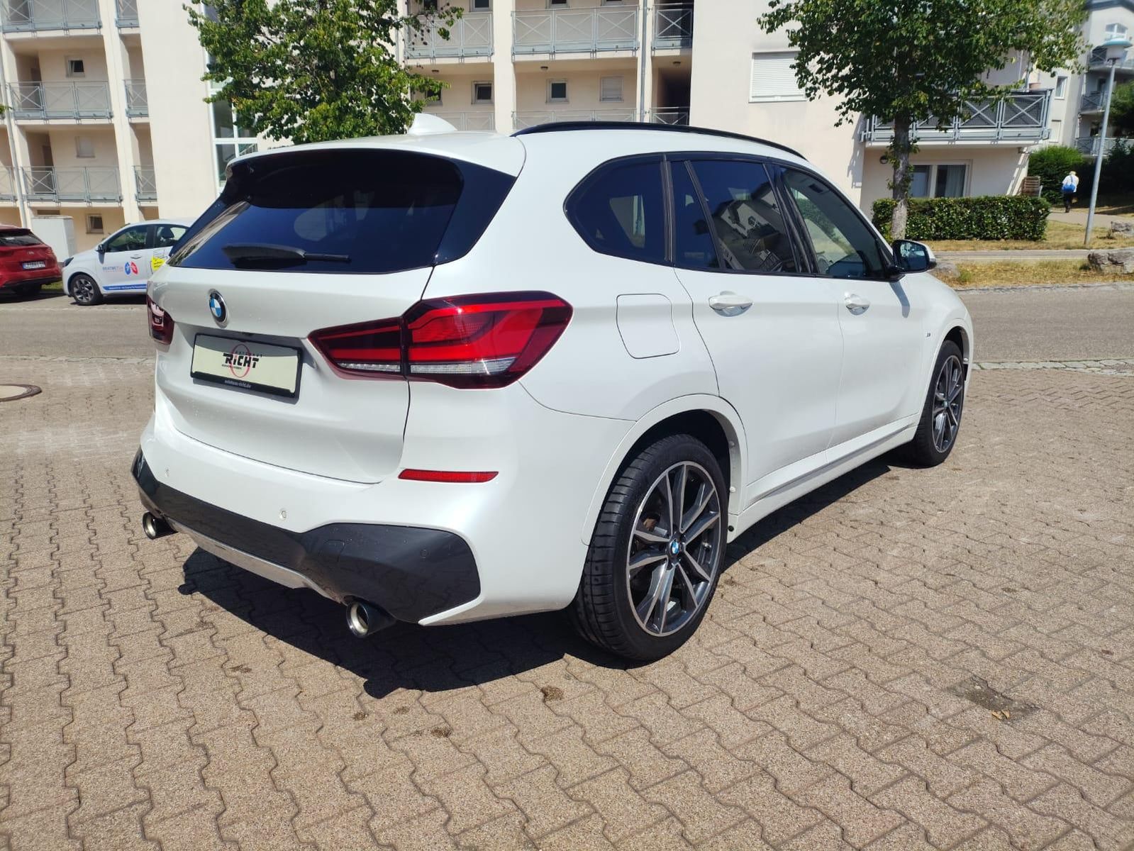 BMW X1 xDrive20i M Sport - Samsaru's Car Outlet