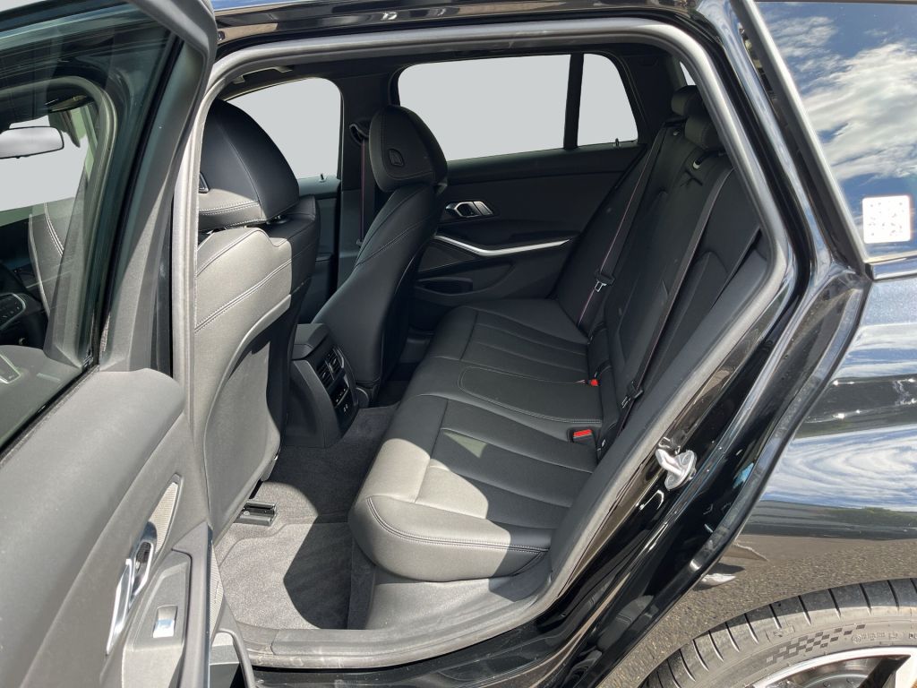BMW 330e Touring xDrive Aut.