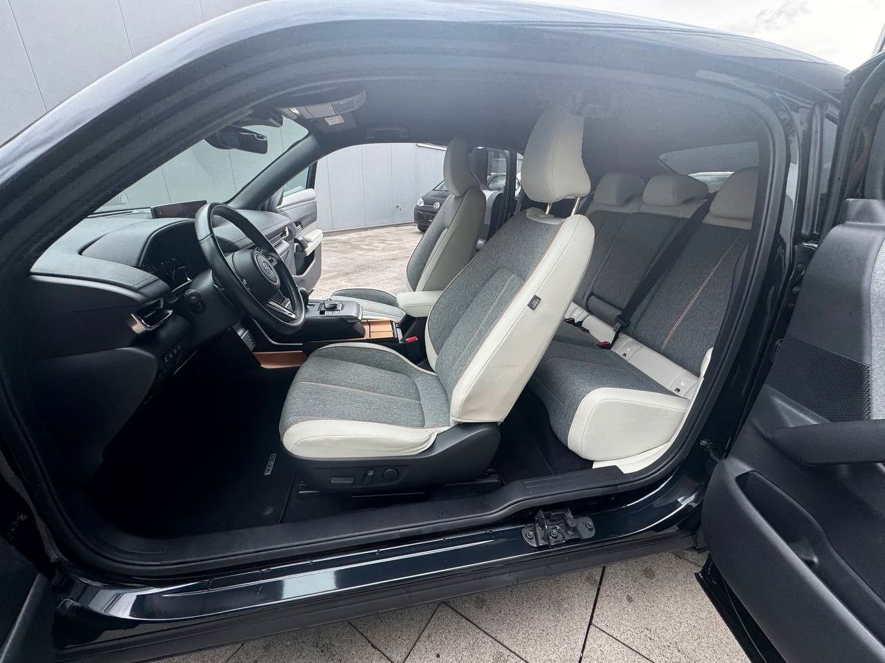 Mazda MX-30 EV Premium-/Komfort-/MConf-P/360°/BOSE/ACC