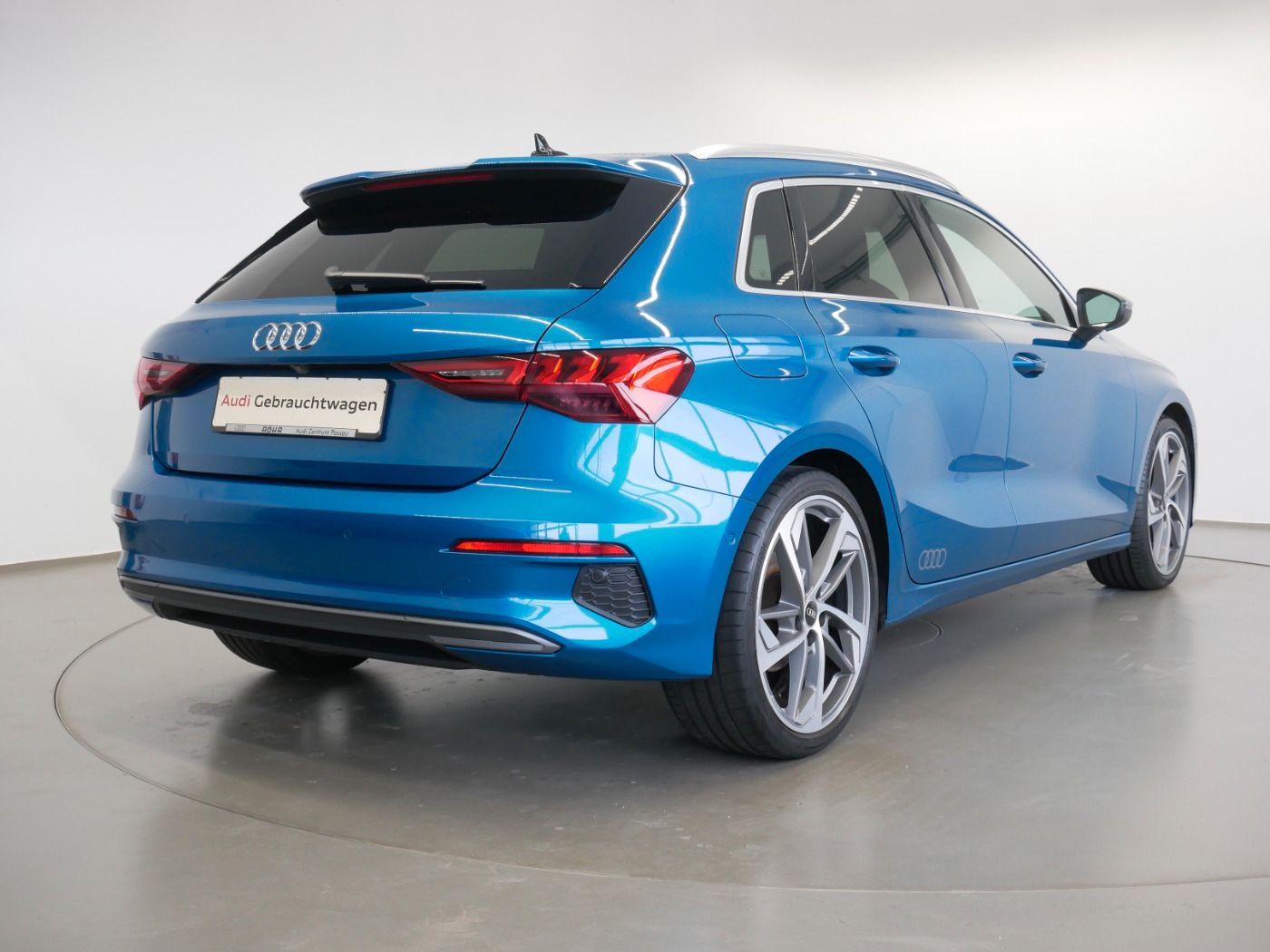 Audi A3 Sportback 35 TFSI edition one S line S tro. M