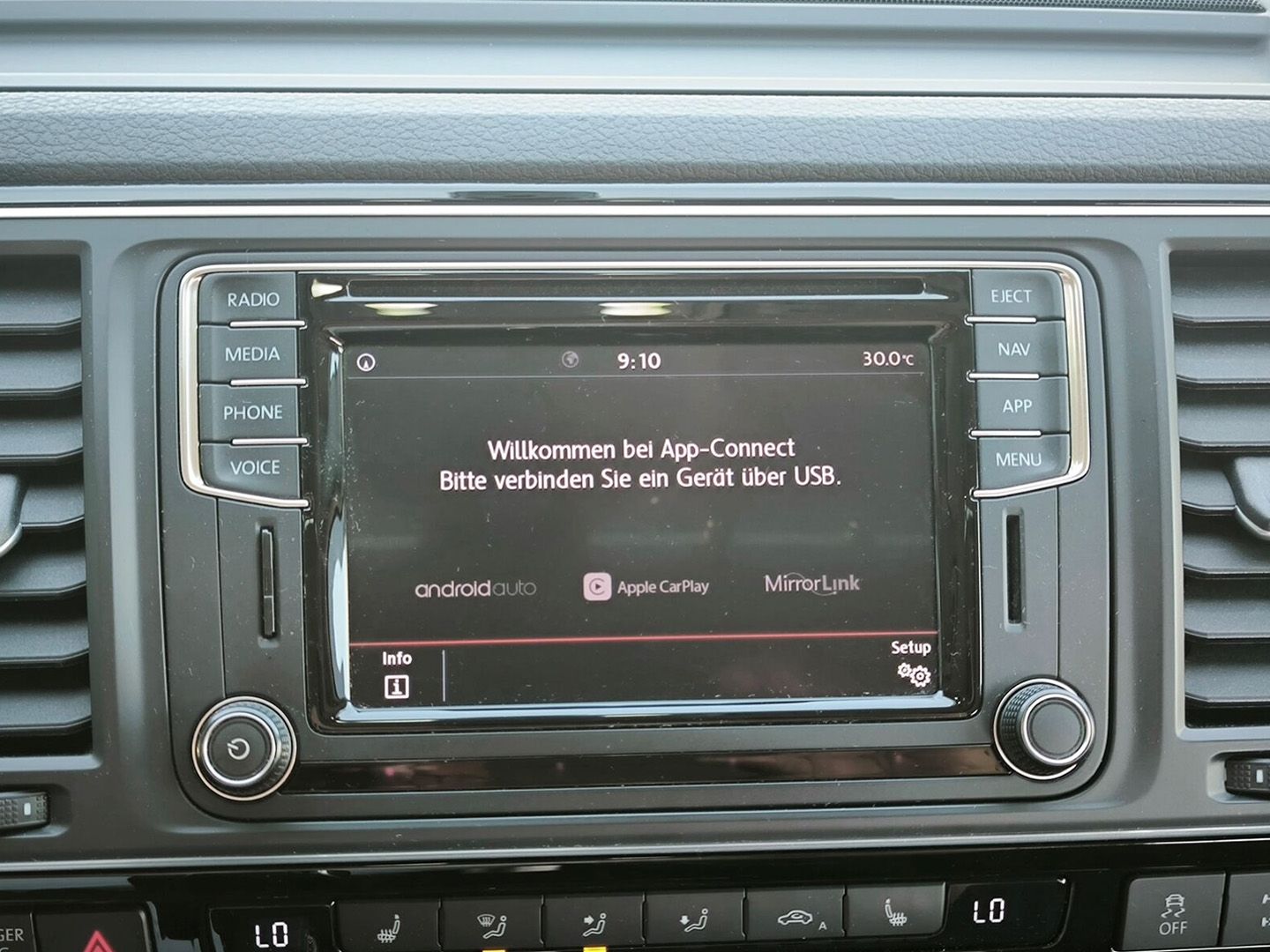 Volkswagen T6 Multivan 4Motion DSG - Samsaru's Car Outlet