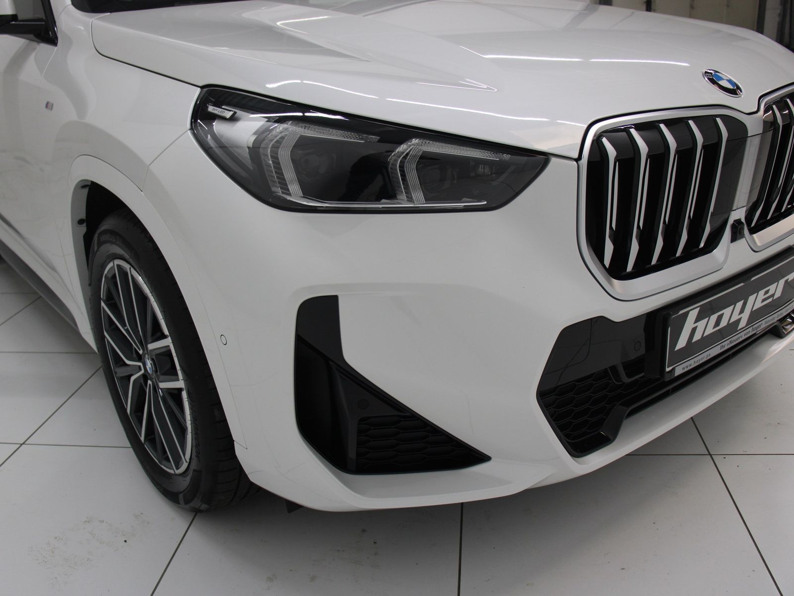 BMW X1 xDrive20d M Sportpaket - Samsaru's Car Outlet