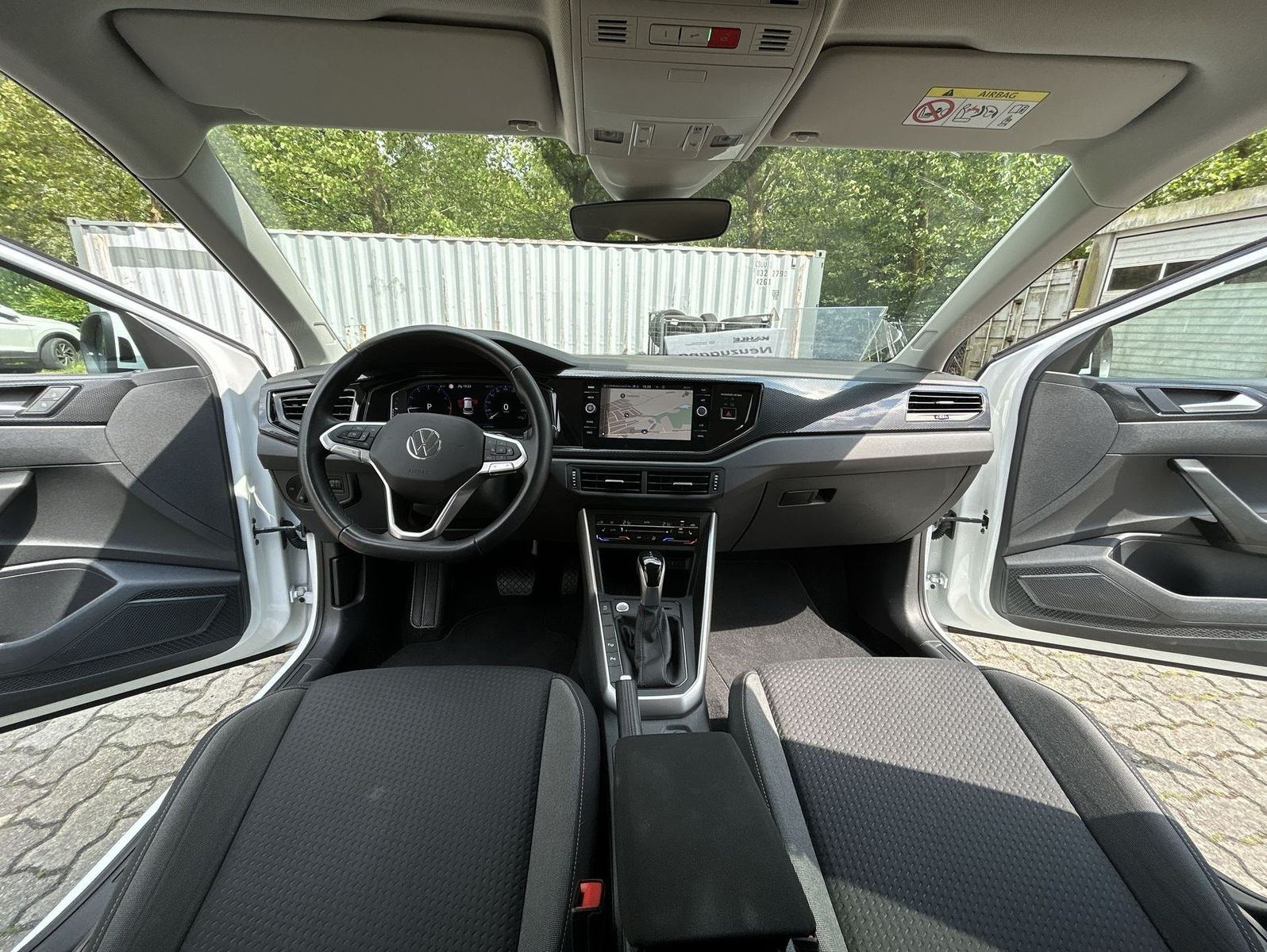 Volkswagen Taigo 1.0 TSI DSG Life - Samsaru's Car Outlet