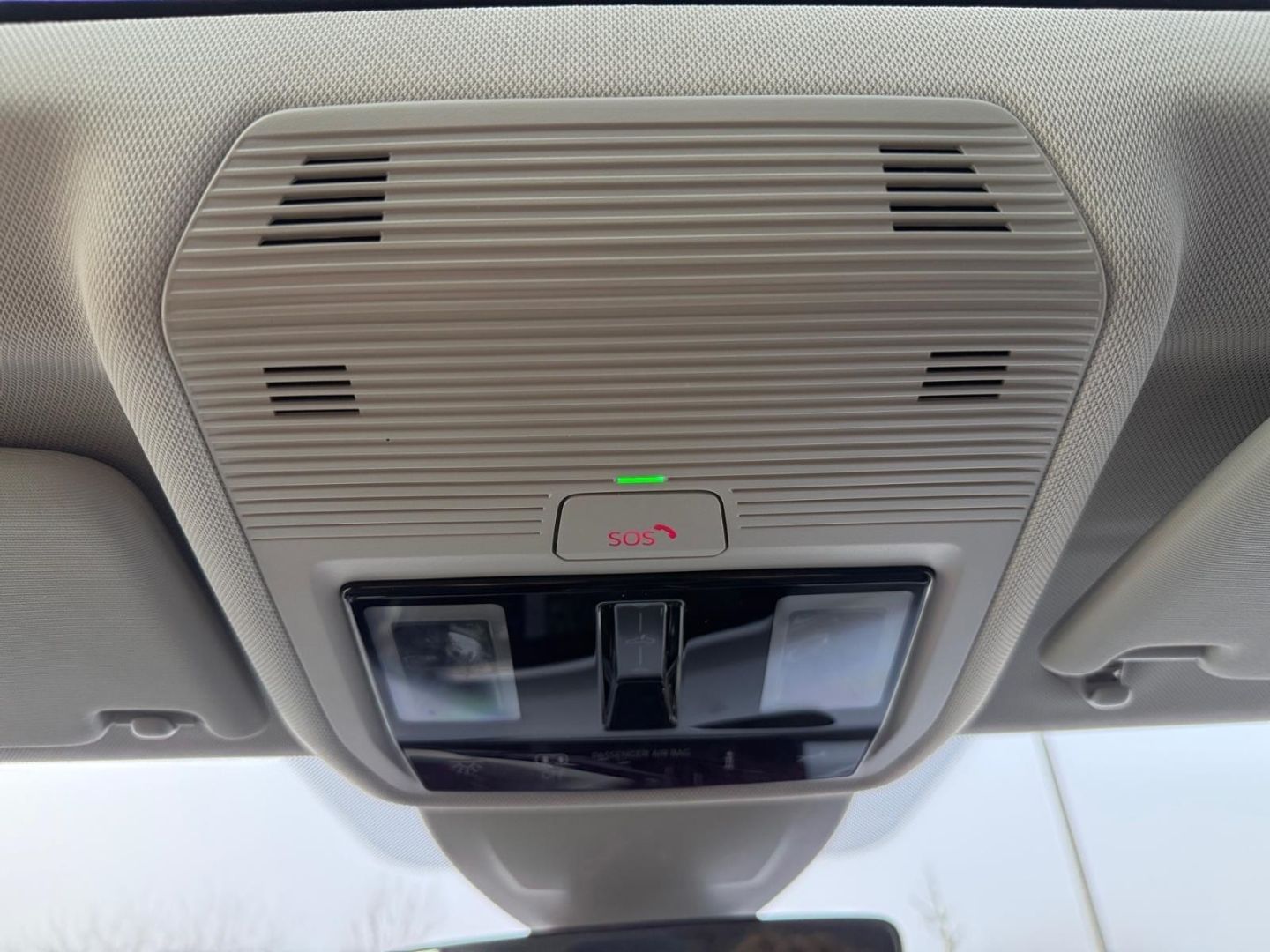 Volkswagen Golf 8 VIII Move 1.5 eTSI - Samsaru's Car Outlet