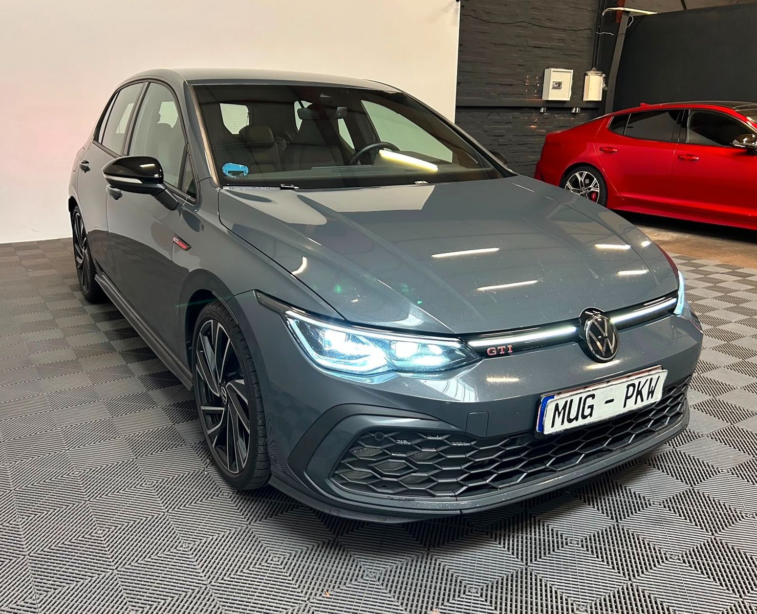 Volkswagen Golf VIII Lim. GTI  245PS *ACC-VirtCo-AHK-H&K*