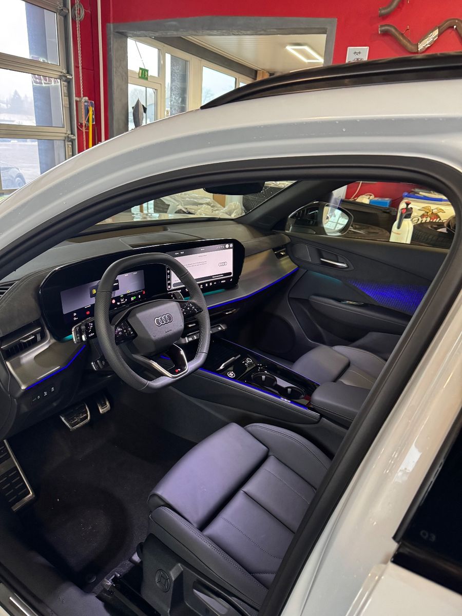 Audi TFSI  S-Line AHK,LED-Plus,20 Zoll,Black Paket
