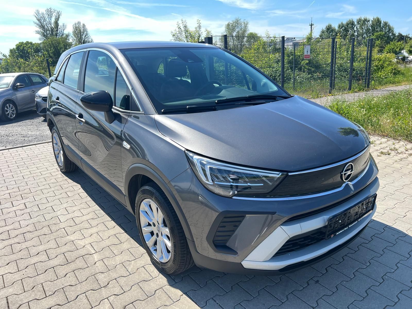 Opel Crossland 1.5 D Elegance - Samsaru's Car Outlet