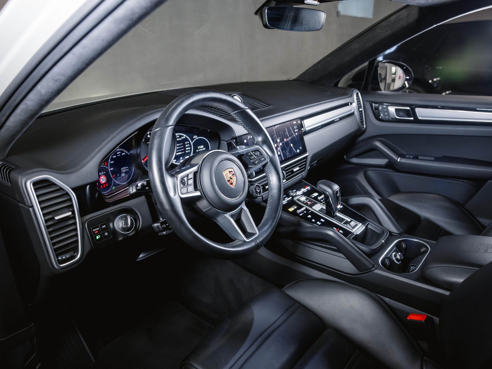 Porsche Cayenne Coupé Platinum Edition Luftfederung