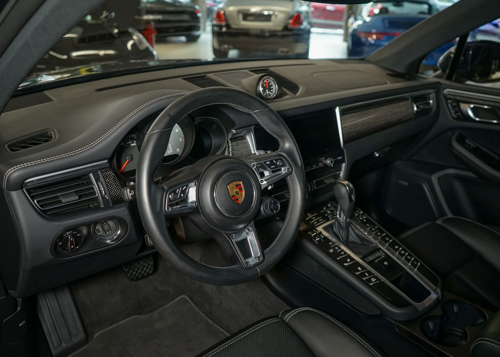 Porsche Macan GTS - Samsaru's Car Outlet