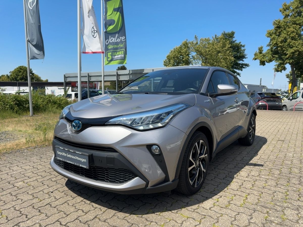 Toyota C-HR 2.0 Hybrid Team - Samsaru's Car Outlet