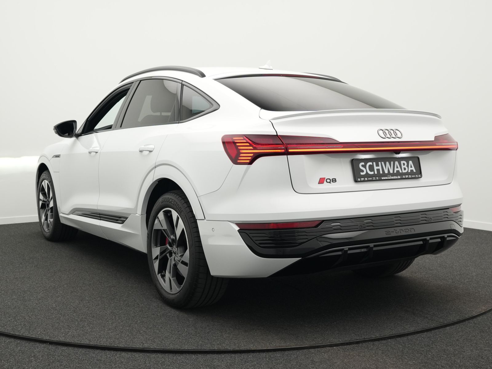 Audi Q8 Sportback e-tron 50 S line quattro