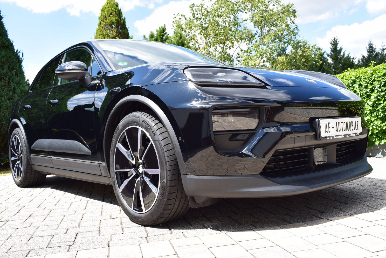 Porsche Macan Electric - Samsaru's Car Outlet