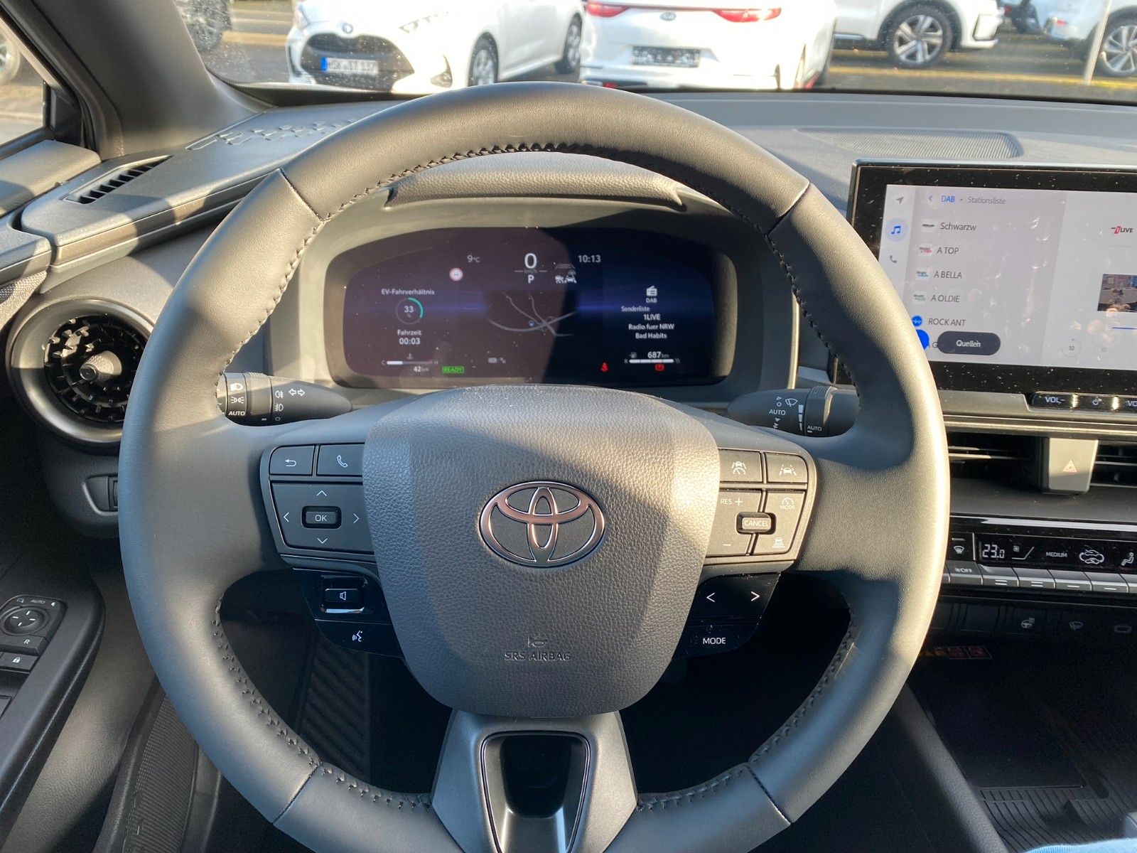 Toyota C-HR 1.8 Hybrid - Samsaru's Car Outlet
