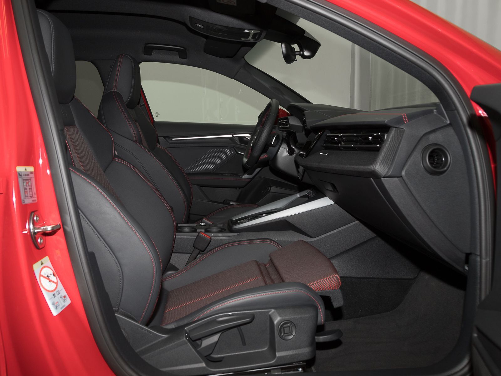 Audi A3 Sportback 30 TFSI S LINE - Samsaru's Car Outlet
