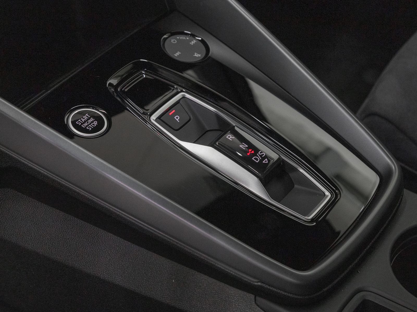Audi A3 Sportback 35 TDI ADVANCED - Samsaru's Car Outlet