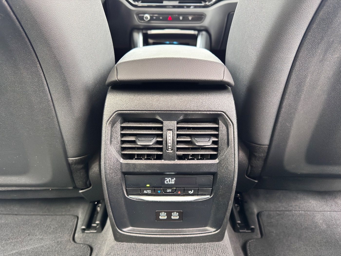 BMW 330e Touring AHK/InnoPaket GARANTIE bis 12/2029