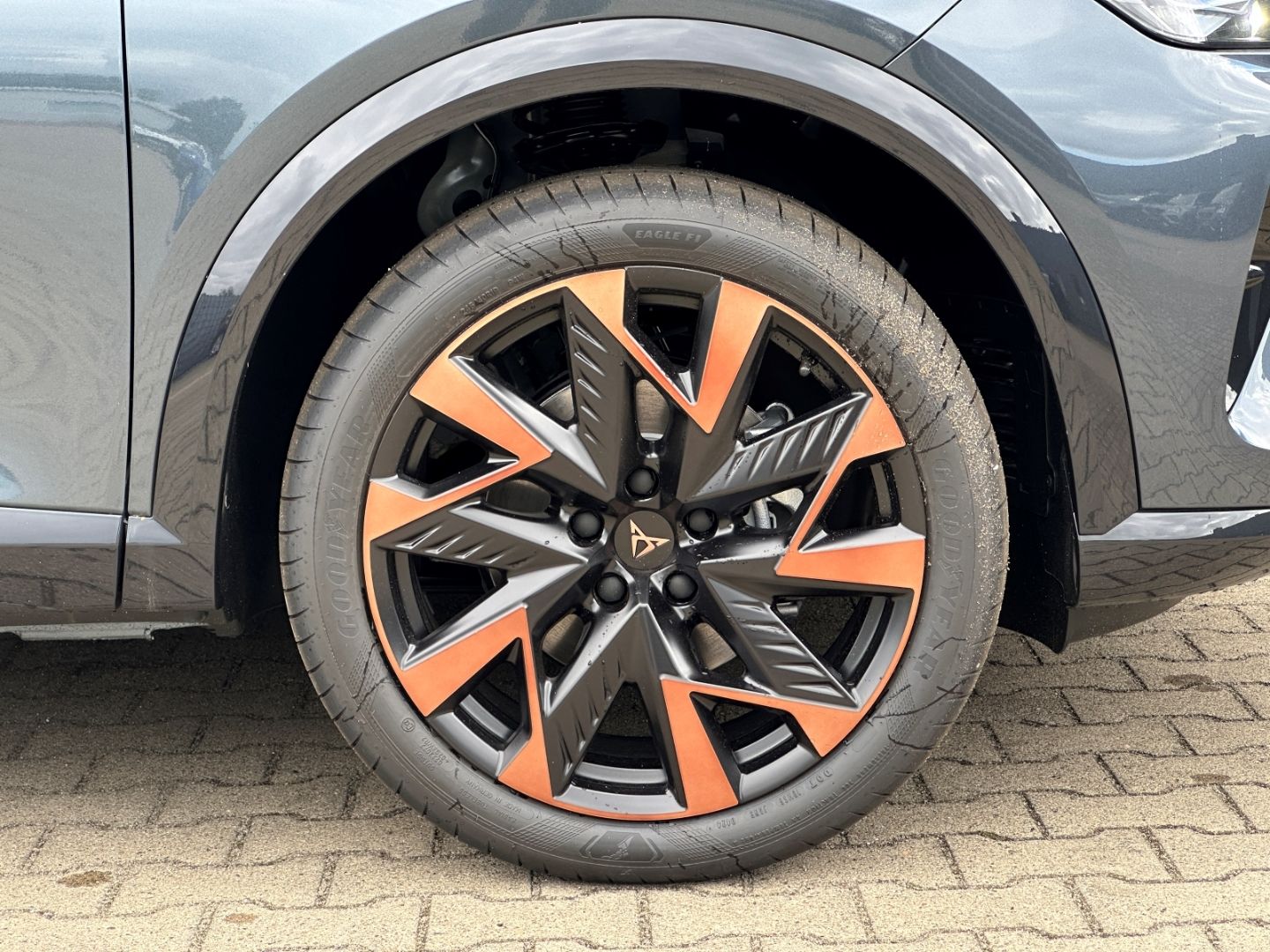 Cupra Formentor 1.5 eTSI DSG - Samsaru's Car Outlet